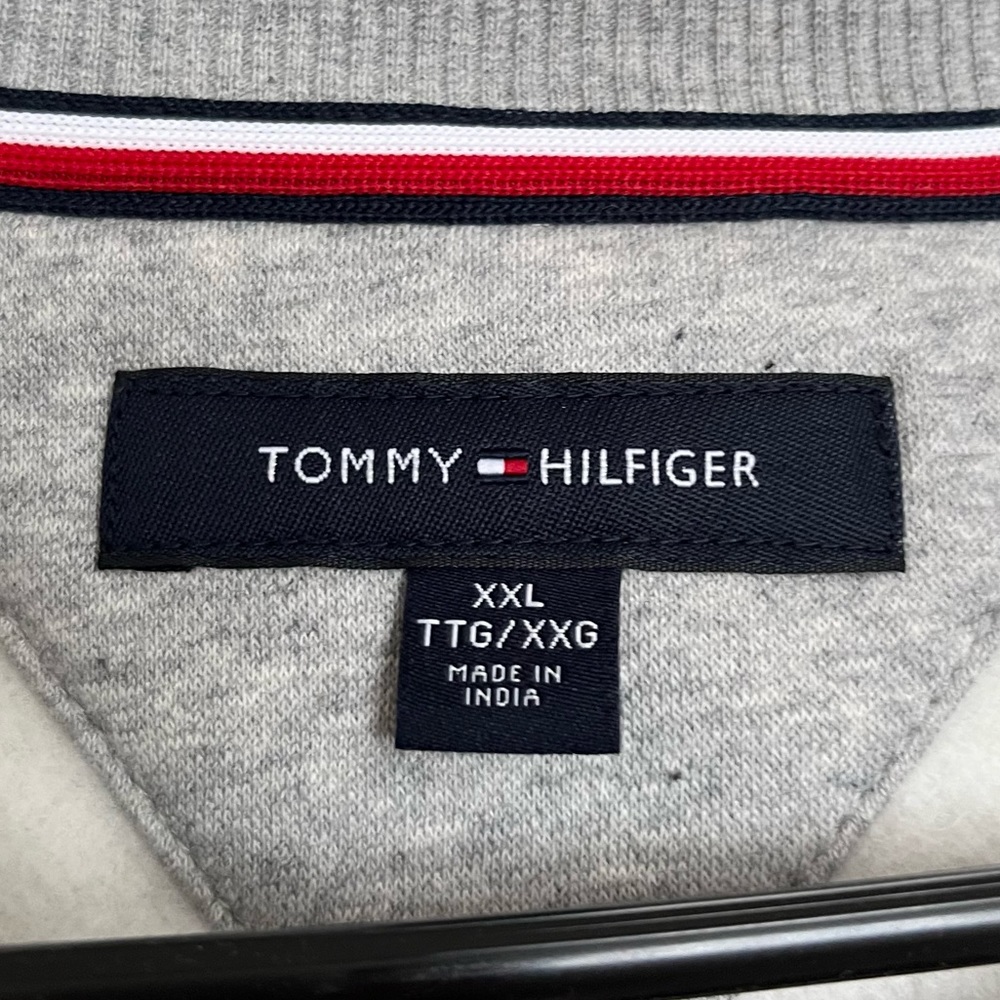 Tommy Hilfiger Fleece Crewneck Sweatshirt - Picture 4 of 6